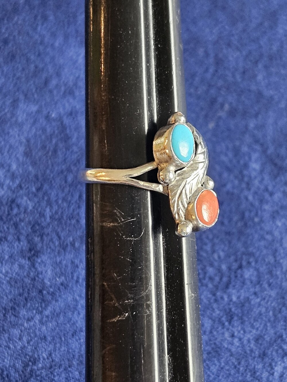 Native American Sterling Silver Turquoise & Coral Leaf Ring Size 3.5 Pinky Ring - Picture 3 of 7
